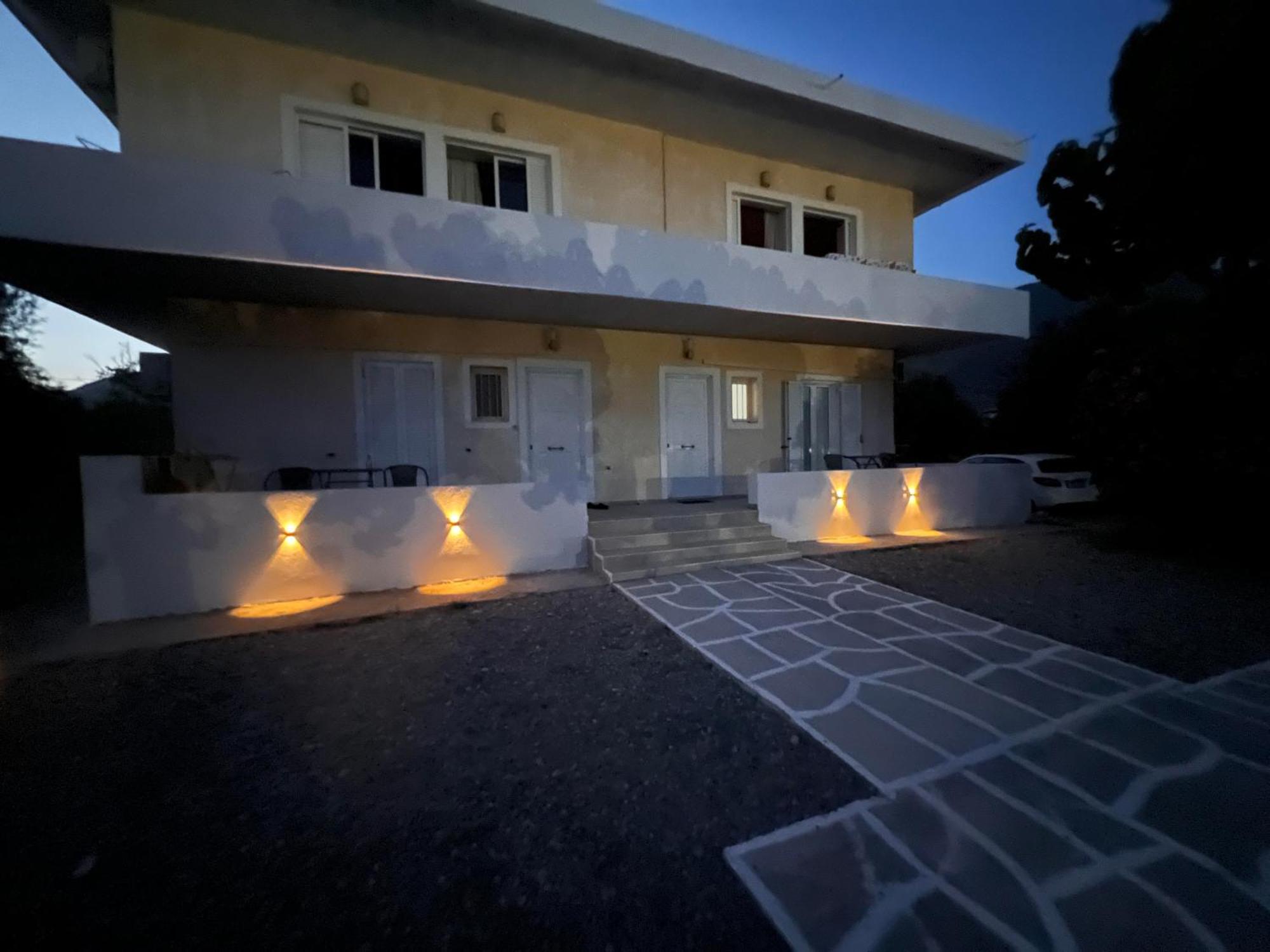 Pebble Apartments Marathias  Exterior foto